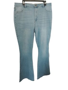 Fashion‎ Nova Light Blue Flare Jeans Sz 20 NWT